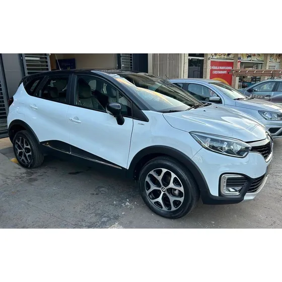 Renault Captur 1.6 Bose 16v Sce X-tronic 5p