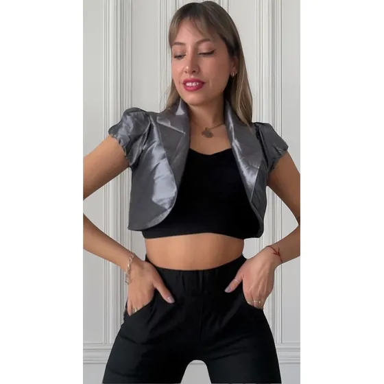 Chaqueta Corta Brillosa Ideal Fiesta Con Manga Princesa 