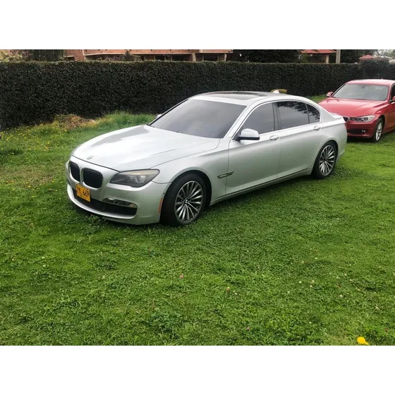 Bmw Serie 7 4.4 750li F02