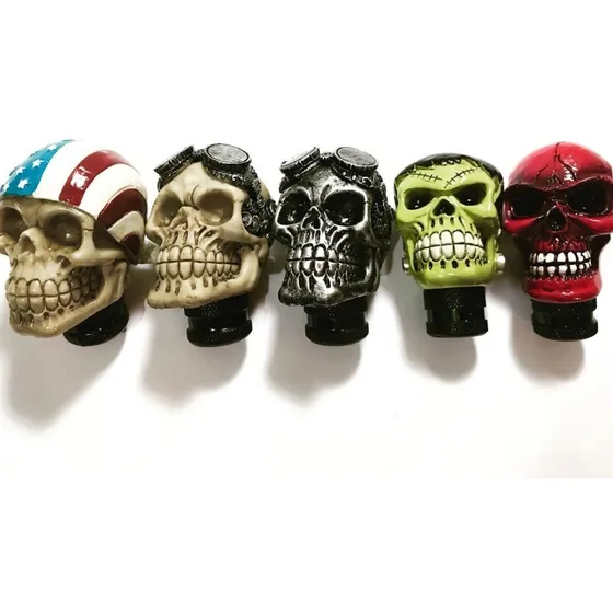 Pera Pomo Perilla Para Carro Marca Momo Calavera + Obsequio