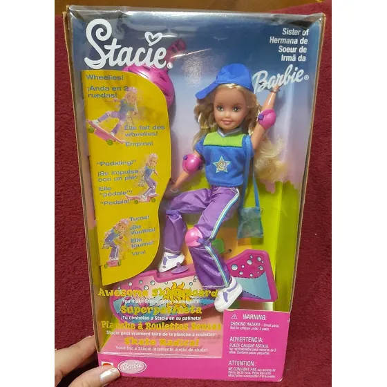 Stacie Hermana De Barbie Superpatineta
