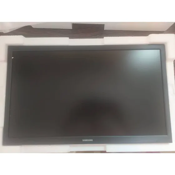 Monitor Para Pc Samsung Essential 19 . Nuevo