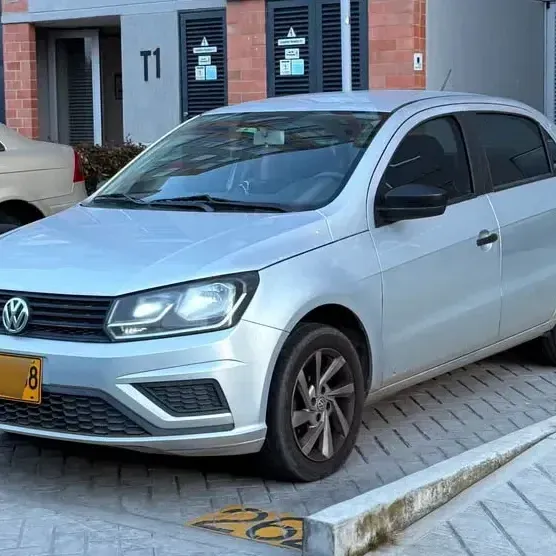 Volkswagen Voyage 2021 1.6 Comfortline At