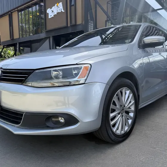 Volkswagen Jetta V 2014 2.5 Nuevo Jetta