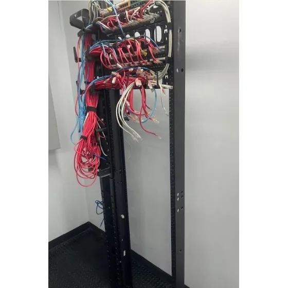 Rack Abierto De Piso Y Accesorios (usado En Perfecto Estado)