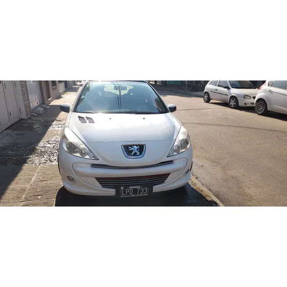 Peugeot 207 1.6 Feline 106cv
