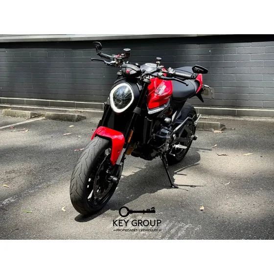 Ducati Monster 937