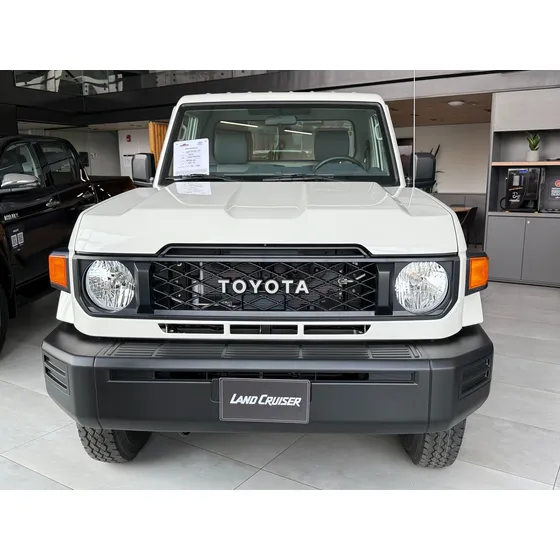 Toyota Land Cruiser 79 4.0 Chasis