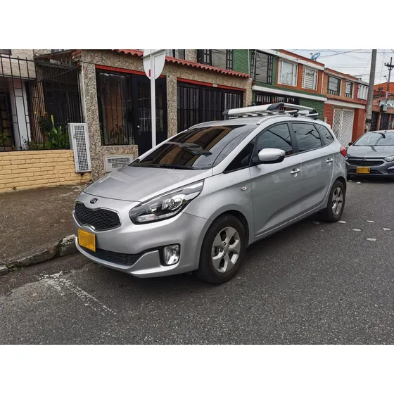 Kia Carens 2.0 Suv Ex