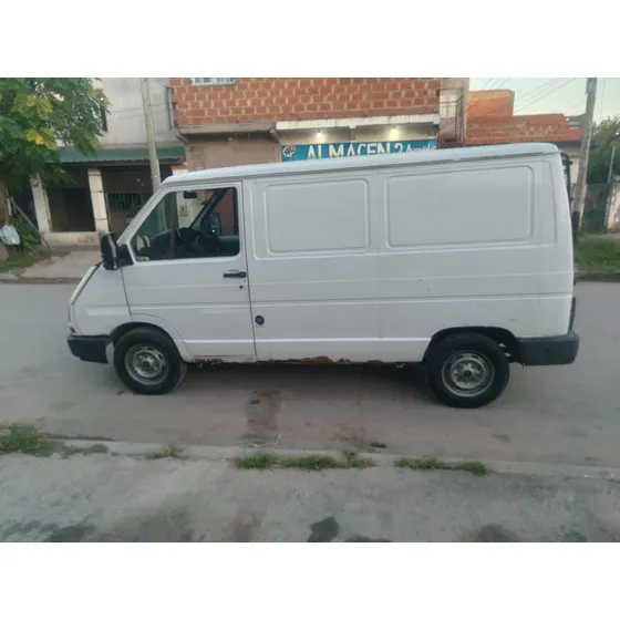Renault Trafic Furgon 2.1 T 31 J Corto Diesel