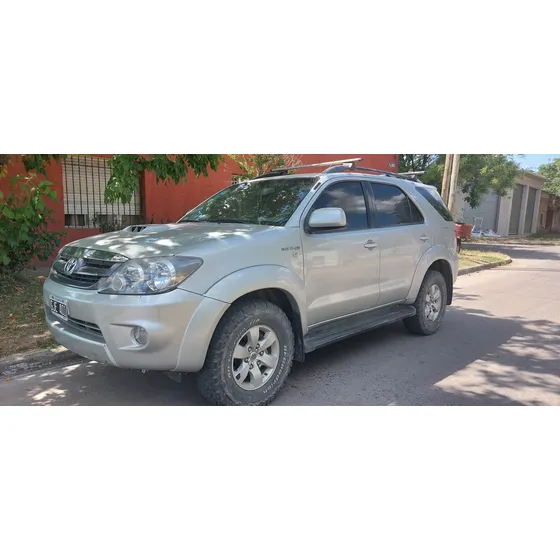 Toyota Hilux Sw4 3.0 Srv Cuero At