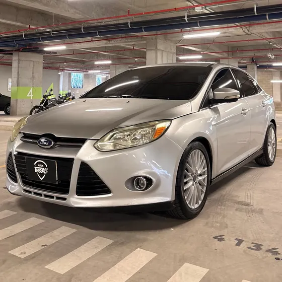 Ford Focus 2014 Titanium 2.0