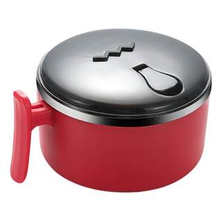 Fogão De Aço. Ramen Instantâneo E Regular Com Água Quente Fogão De Aço. Ramen Instantâneo E Regular Com Água Quente