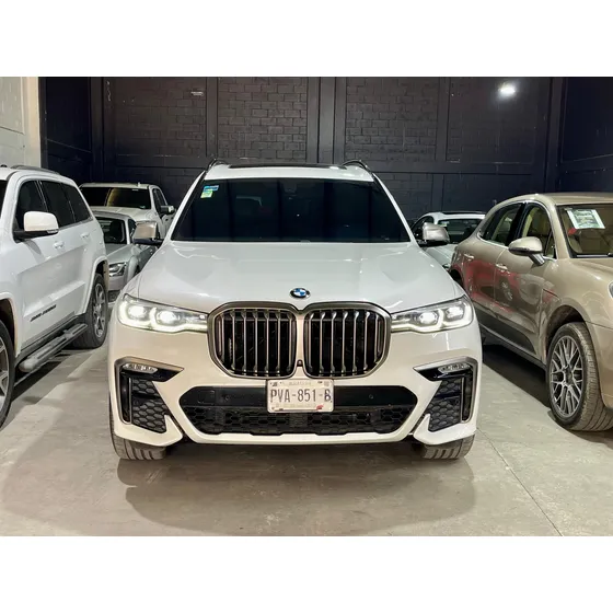 Bmw X7 4.4 V8 M50i