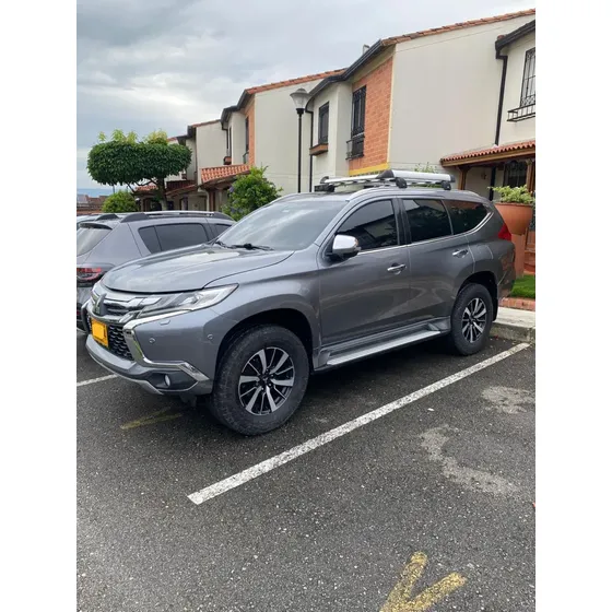 Mitsubishi Montero Sport 2018 3.0 Gls 4x4