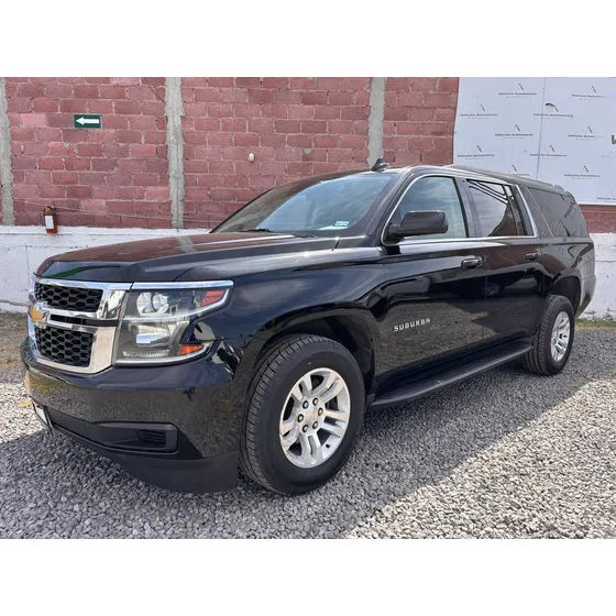 Chevrolet Suburban 5.3 Lt Piel At