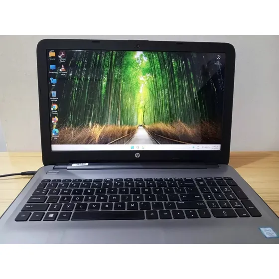 Laptop Hp 15-ay163nr 15.6  Cpu I7-7500u Ram 8gb Ssd 256gb