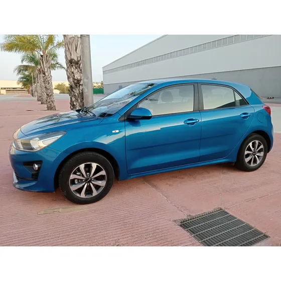 Kia Rio 1.6 Lx Hatchback At