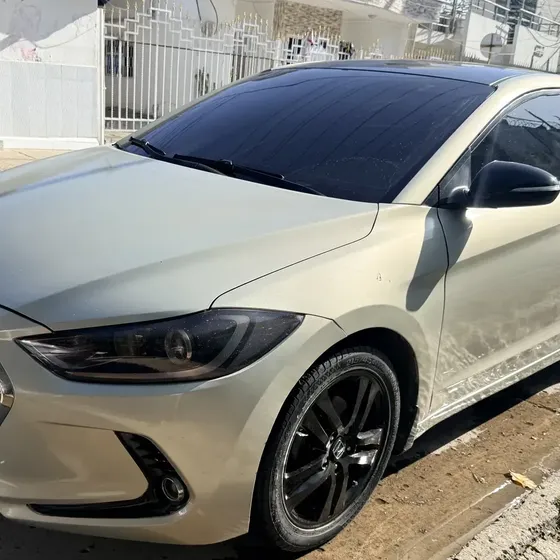 Hyundai Elantra 2017 1.6 Premium Nb