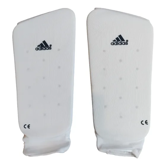 Protector Tibial adidas Elastizado Tipo Media 2da Seleccion