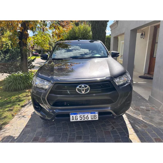 Toyota Hilux Pick-up 2.8 Cd Sr 204cv 4x4 At