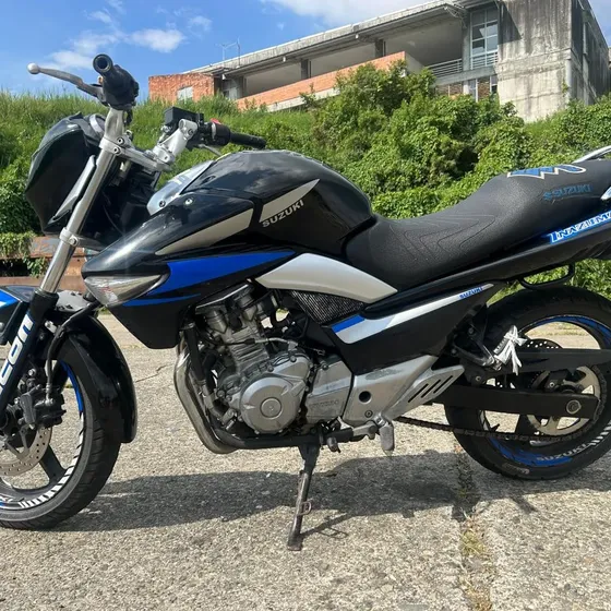 Inazuma 250  Suzuki Año 2013 Original Japonesa
