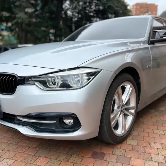 BMW Serie 3 2018 318i Sport Line