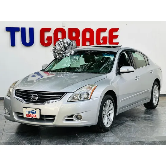 Nissan Altima 2.5 Sr At V6 Piel Qc Cd Xenon Cvt