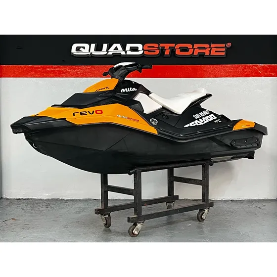 Sea Doo Spark Ibr 90 Hp - 2017 - Permuto 