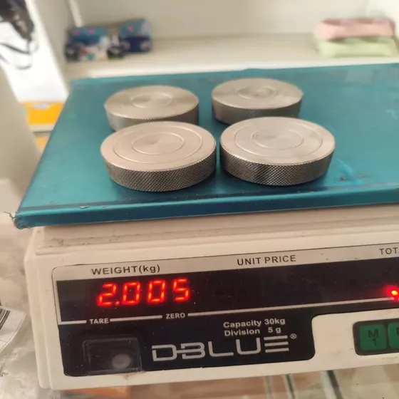 Juego De 4 Tejos Para Rayuela ( 2 Pares ) 500gr