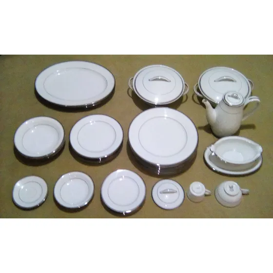 Vajilla Renaware Zylstra Silver Porcelana Japonesa 30 Piezas