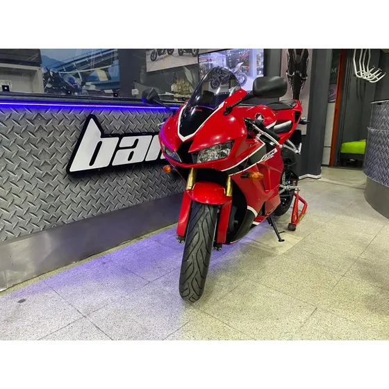 Honda Cbr 600 2017 Unico Dueño Sin Detalles Bansai Motos