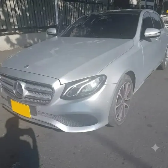 Mercedes-Benz 200 2019 E 200