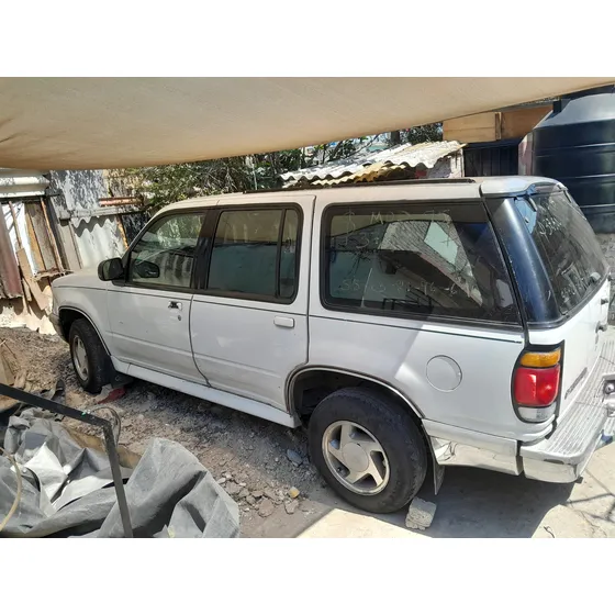 Ford Explorer 4.0 Xlt V6 Tela 4x2 Mt
