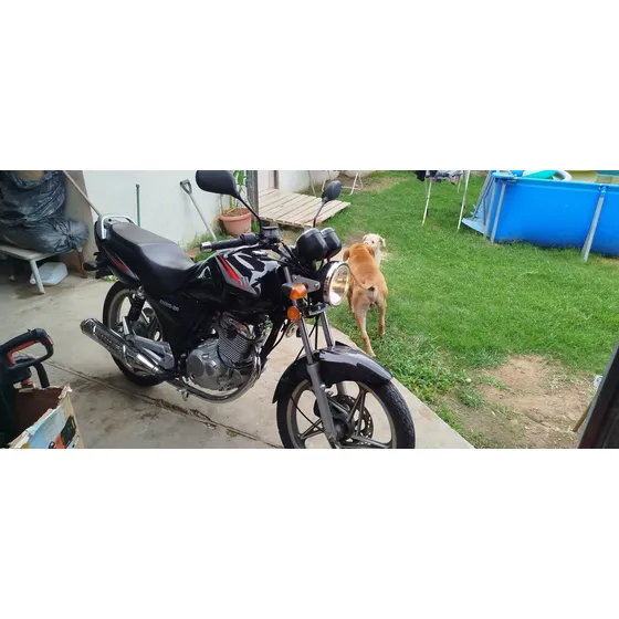 Suzuki 125 En-2a Con 19000 Kilómetros En Exelente Condicion