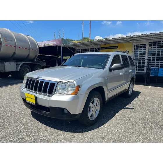 Jeep Grand Cherokee Sport