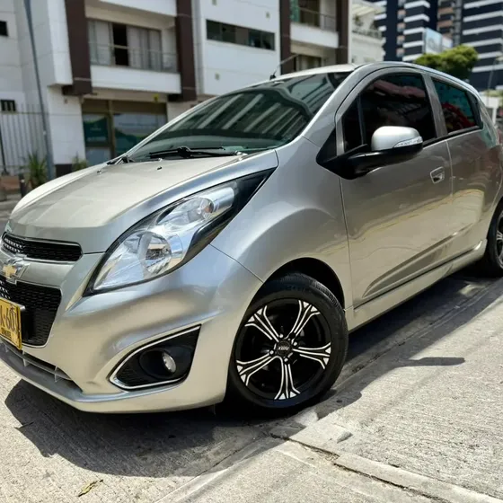 Chevrolet Spark Gt 2015 1.2 Ltz