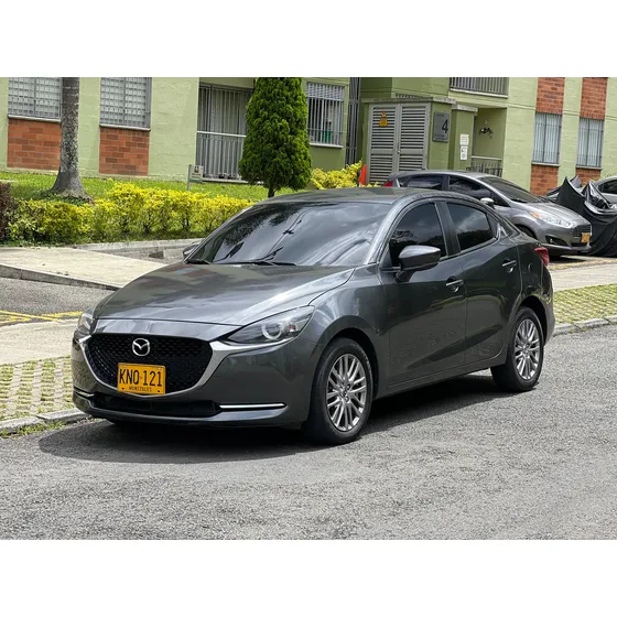 Mazda 2 1.5 Grand Touring Lx Sedan