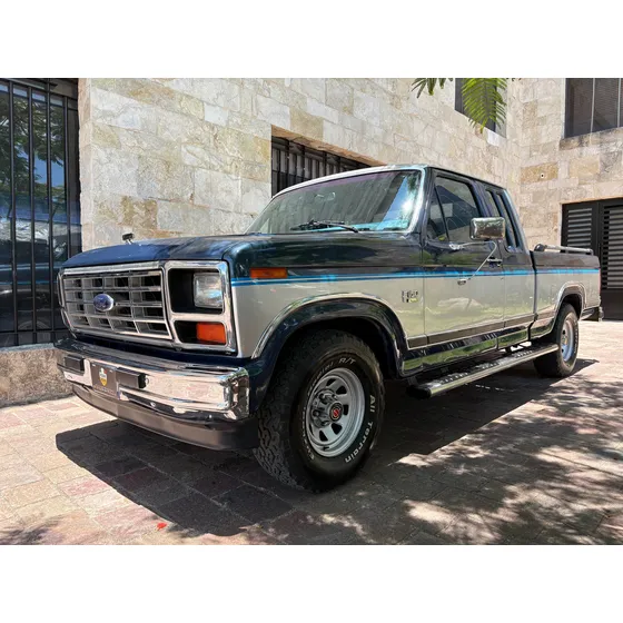 Ford F-150 Ranger Xlt 1986 Cabina Y Media V8 5.0l 302