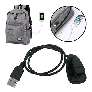 Mochila Negra Con Adaptador De Cable De Carga Usb Incluido Mochila Negra Con Adaptador De Cable De Carga Usb Incluido