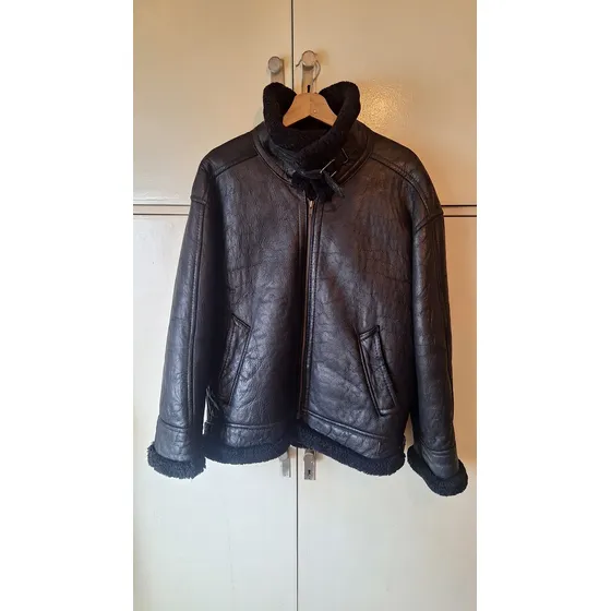 Campera Gamulan De Cuero Forrado En Corderito