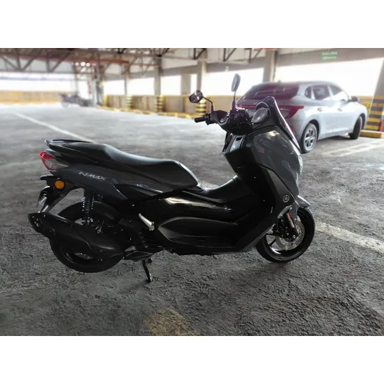 Nmax 2024 4.500km Color Gris, Paples Al Día Hasta Enero 2026