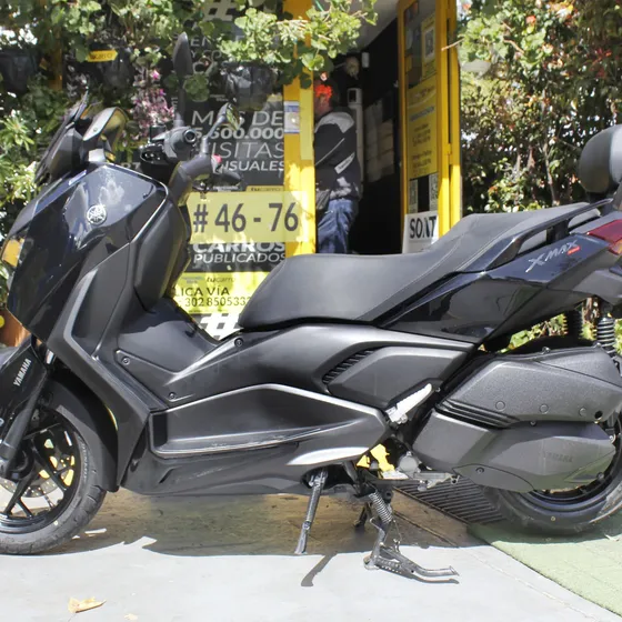Yamaha X-max 300