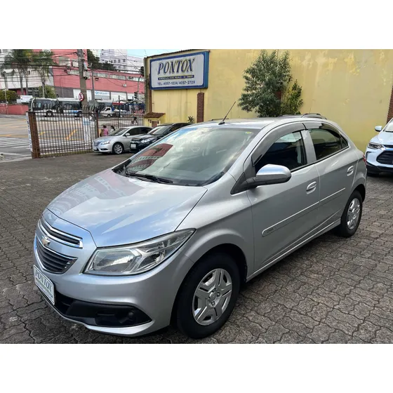 Chevrolet Onix 1.0 Lt 5p