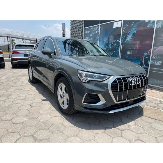 Audi Q3 1.4 35 Tfsi Select 150hp S-tronic