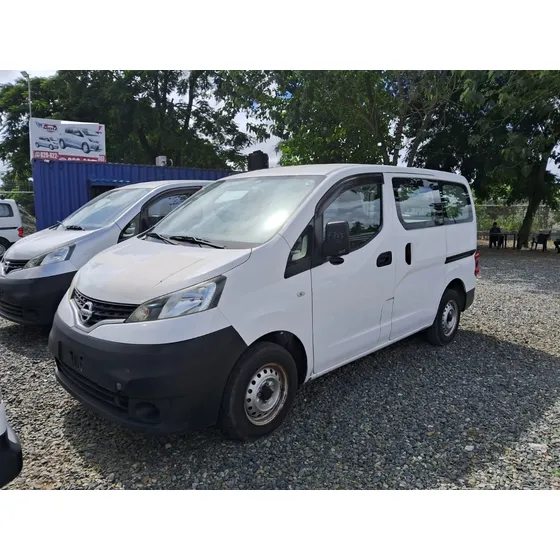 Nissan Nv 200 Impecable Japonesa