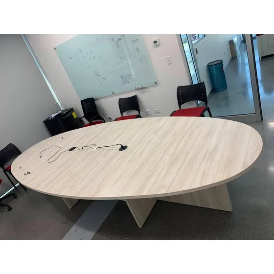 Mesa De Juntas Enzzo