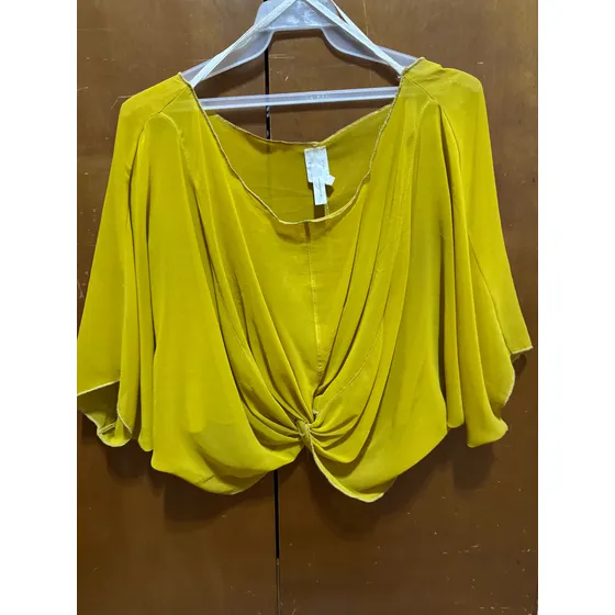 Blusa Dama Marca Exótica T= L. Usada.