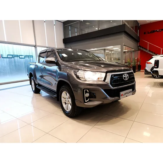 Toyota Hilux Pick-up 2.8 Cd Srv 177cv 4x2 At