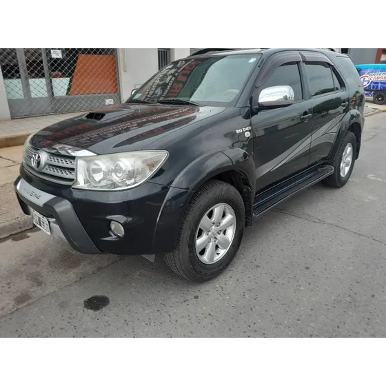 Toyota Hilux Sw4 3.0 I Srv 4x4 (2009)